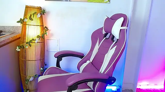 georgina lulu online show from January 16, 7:31 pm