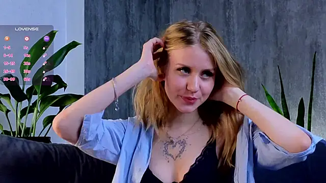 WiloneEsse online show from January 31, 4:58 am