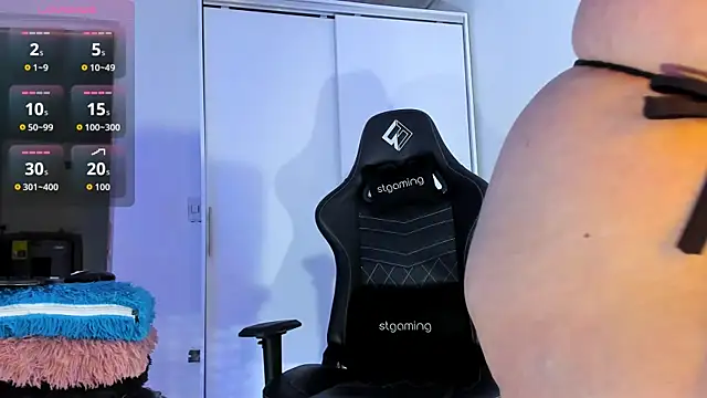 Snapshot of Dulce_smith_1 chatting on November 24, 11:48 pm Dulce smith 1 online show from November 24, 11:48 pm