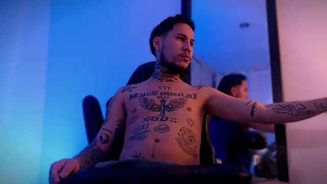 Snapshot of Junihn0 chatting on September 20, 9:49 pm Junihn0 online show from September 20, 9:49 pm