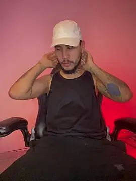 Snapshot of Junihn0 chatting on November 14, 9:13 pm Junihn0 online show from November 14, 9:13 pm