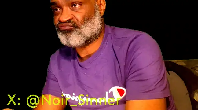 Snapshot of sinnernoir chatting on January 21, 4:32 am sinnernoir online show from January 21, 4:32 am