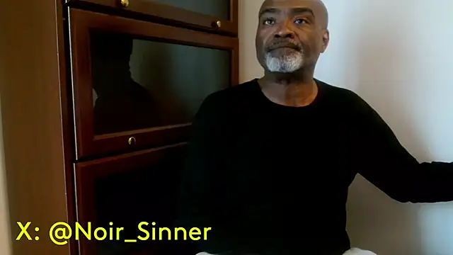 sinnernoir online show from April 29, 5:41 pm