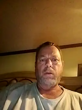 Rayc61 online show from May 8, 11:32 pm