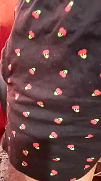 Snapshot of cute-neha70 chatting on February 5, 6:46 am cute-neha70 online show from February 5, 6:46 am