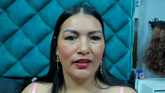 Snapshot of PENELOPELEWISs chatting on October 30, 7:36 pm PENELOPELEWISs online show from October 30, 7:36 pm