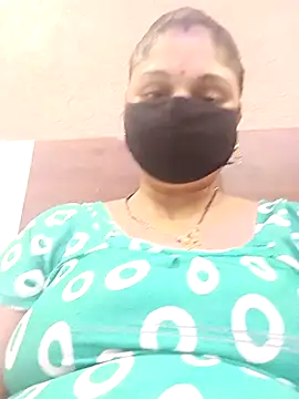 Snapshot of Cute-Aadhvita chatting on May 2, 4:23 pm Cute-Aadhvita online show from May 2, 4:23 pm