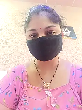 Snapshot of Cute-Aadhvita chatting on May 12, 12:52 am Cute-Aadhvita online show from May 12, 12:52 am