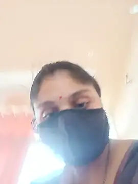 Snapshot of Cute-Aadhvita chatting on May 23, 8:29 am Cute-Aadhvita online show from May 23, 8:29 am