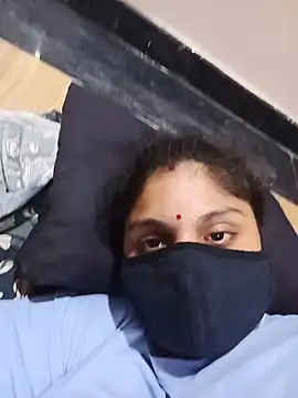Snapshot of Cute-Aadhvita chatting on May 23, 11:31 pm Cute-Aadhvita online show from May 23, 11:31 pm