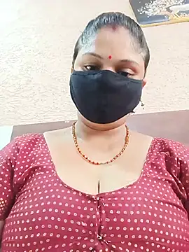 Snapshot of Cute-Aadhvita chatting on June 28, 1:44 am Cute-Aadhvita online show from June 28, 1:44 am
