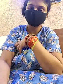 Snapshot of Cute-Aadhvita chatting on July 12, 3:41 am Cute-Aadhvita online show from July 12, 3:41 am
