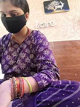 Snapshot of Cute-Aadhvita chatting on July 27, 1:34 am Cute-Aadhvita online show from July 27, 1:34 am