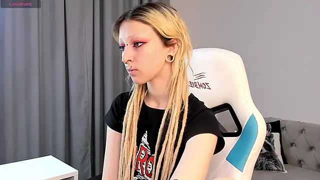 Lexy-Woorhez online show from October 17, 11:35 am