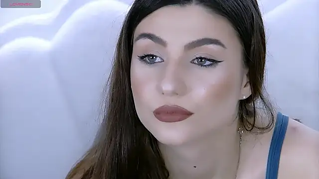 Snapshot of NoraJoice chatting on October 10, 6:12 am NoraJoice online show from October 10, 6:12 am