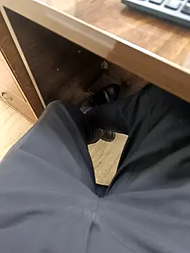 Snapshot of Kakabiraji chatting on November 17, 5:57 am Kakabiraji online show from November 17, 5:57 am