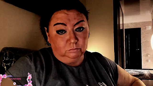 SexxyDreams1 online show from September 18, 4:36 am