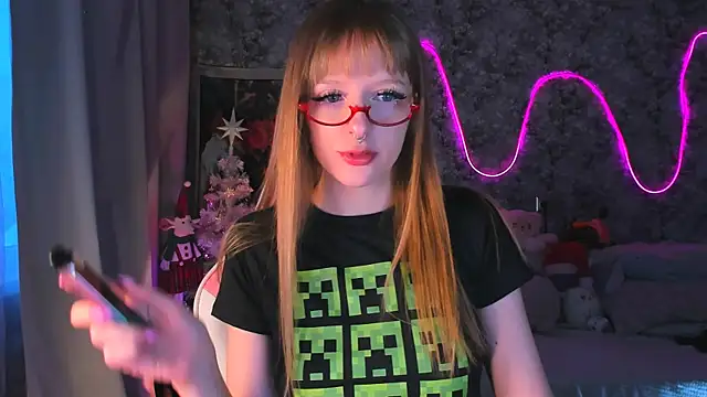 Snapshot of Inma_Lewdness chatting on December 15, 11:34 am Inma Lewdness online show from December 15, 11:34 am