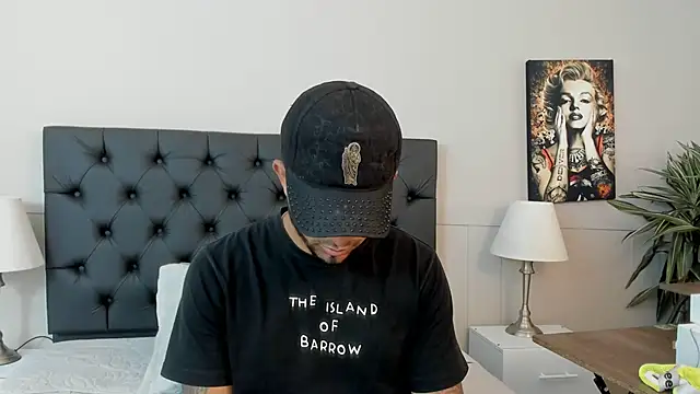 Robin Rief online show from September 30, 3:33 am