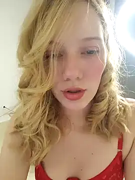 Snapshot of NicoleCut chatting on January 12, 11:26 pm NicoleCut online show from January 12, 11:26 pm