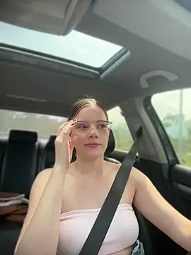NicoleCut online show from June 12, 3:33 pm