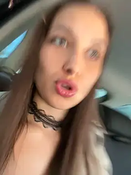 VelvetVixenI online show from September 16, 9:32 am