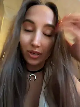 VelvetVixenI online show from July 20, 4:42 pm