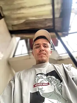 Snapshot of adam-rivera chatting on November 6, 6:31 pm adam-rivera online show from November 6, 6:31 pm