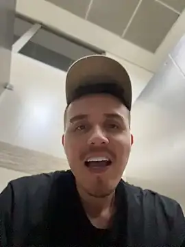 Snapshot of adam-rivera chatting on June 2, 1:07 am adam-rivera online show from June 2, 1:07 am
