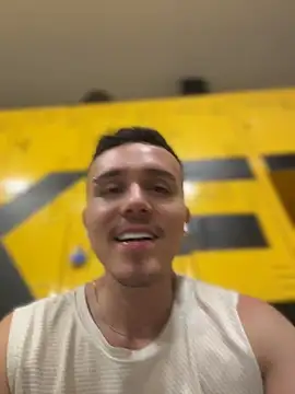 Snapshot of adam-rivera chatting on June 6, 8:24 pm adam-rivera online show from June 6, 8:24 pm