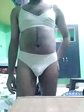 KUKU69XX online show from December 18, 4:49 pm