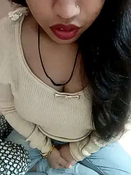 Snapshot of Haniya-143 chatting on December 12, 8:14 am Haniya-143 online show from December 12, 8:14 am