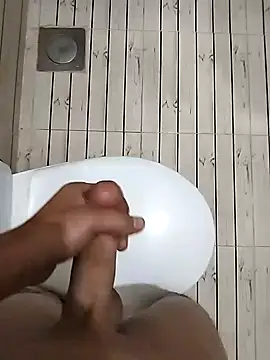 Snapshot of ahme_bebo chatting on December 11, 8:18 pm ahme bebo online show from December 11, 8:18 pm