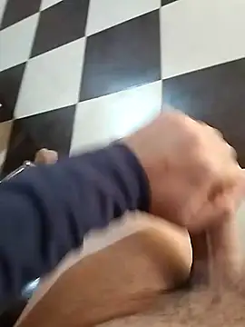 Snapshot of ahme_bebo chatting on January 18, 2:12 pm ahme bebo online show from January 18, 2:12 pm