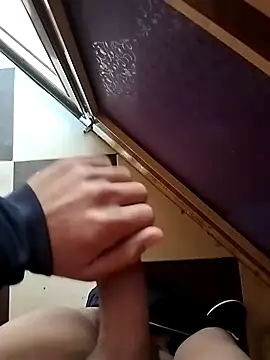 Snapshot of ahme_bebo chatting on January 27, 12:37 pm ahme bebo online show from January 27, 12:37 pm