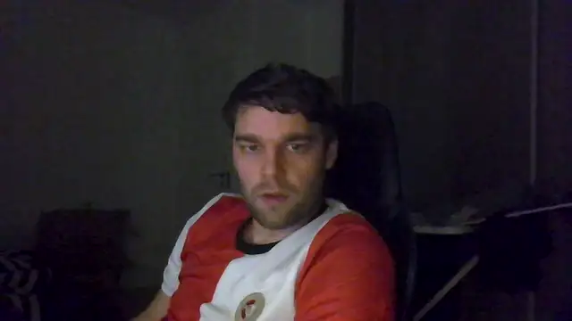 Snapshot of The_big_viking_ chatting on December 15, 10:14 pm The big viking online show from December 15, 10:14 pm