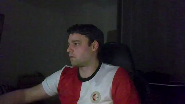 Snapshot of The_big_viking_ chatting on February 19, 10:17 pm The big viking online show from February 19, 10:17 pm