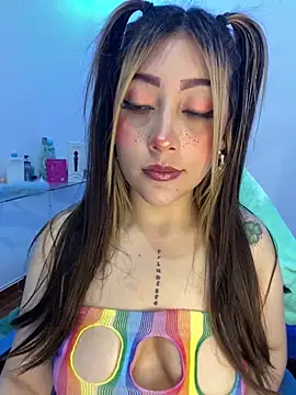 Snapshot of Luna_SofiaXX chatting on April 2, 5:38 am Luna SofiaXX online show from April 2, 5:38 am