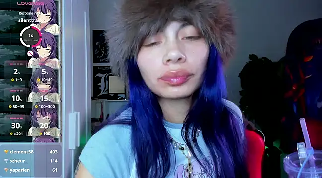 Snapshot of _sakae_ chatting on February 5, 8:21 am  sakae  online show from February 5, 8:21 am