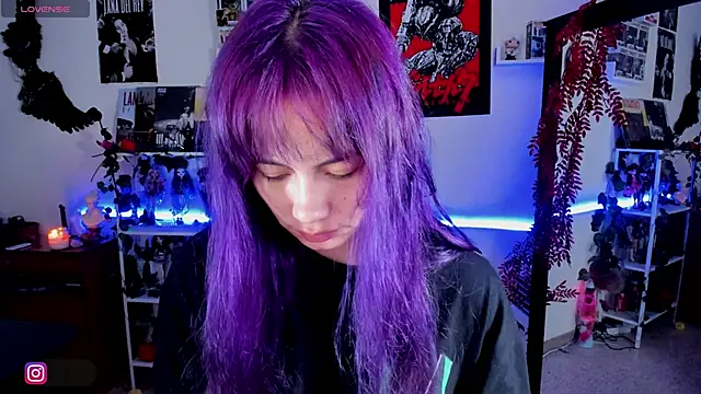 Snapshot of _sakae_ chatting on October 5, 9:18 am  sakae  online show from October 5, 9:18 am