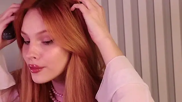 Snapshot of liahstormi_ chatting on March 22, 10:15 pm liahstormi online show from March 22, 10:15 pm