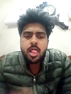 Snapshot of SmashingMuthMaar chatting on February 2, 5:44 pm SmashingMuthMaar online show from February 2, 5:44 pm