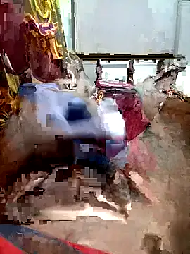 Snapshot of SmashingMuthMaar chatting on April 4, 6:27 pm SmashingMuthMaar online show from April 4, 6:27 pm