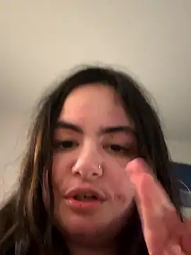 Snapshot of littlemissbabycakes chatting on January 17, 11:15 am littlemissbabycakes online show from January 17, 11:15 am