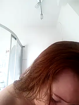 Snapshot of Engel_mia chatting on February 21, 12:39 pm Engel mia online show from February 21, 12:39 pm