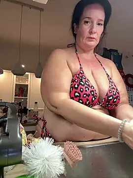 Snapshot of Engel_mia chatting on June 29, 9:48 pm Engel mia online show from June 29, 9:48 pm