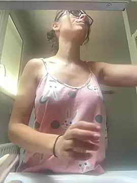 Snapshot of vera_jim chatting on July 7, 5:21 am vera jim online show from July 7, 5:21 am