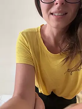Snapshot of vera_jim chatting on July 31, 1:10 pm vera jim online show from July 31, 1:10 pm