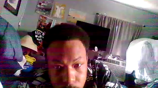 Snapshot of Creationmonster0 chatting on May 22, 6:02 pm Creationmonster0 online show from May 22, 6:02 pm