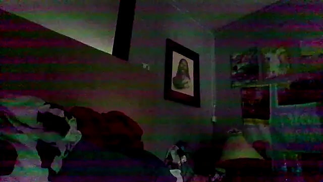 Snapshot of Creationmonster0 chatting on May 25, 8:26 pm Creationmonster0 online show from May 25, 8:26 pm